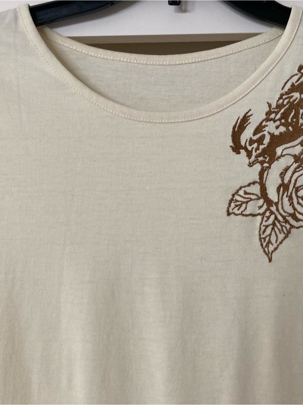 Cream Short-Sleeve Women's Tee with Brown Floral Embroidery